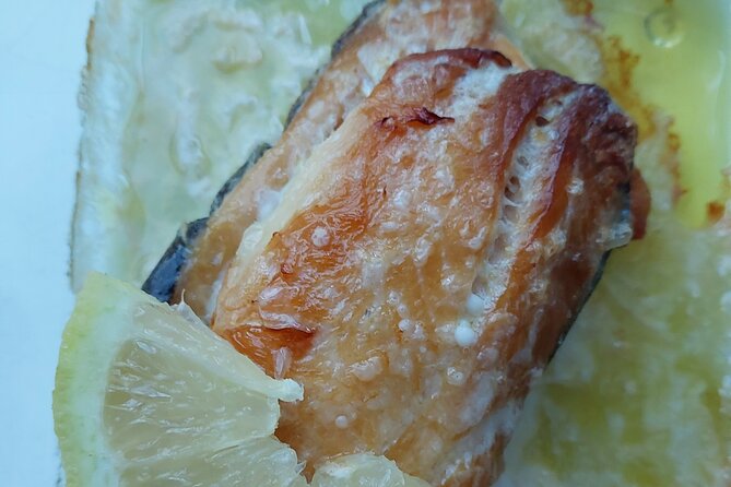 3 Hours Walking Tour for Great Food in Oslo - The guides and the small-group feel