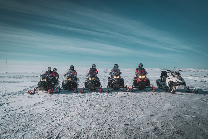 4hr Finnmarksvidda Snowmobile Adventure - The safety briefing makes this suitable for beginners