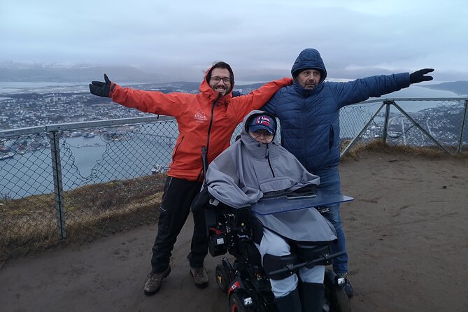 Accessible Tromsø Island Tour - The Arctic Cathedral: 20 minutes of architecture and photographs