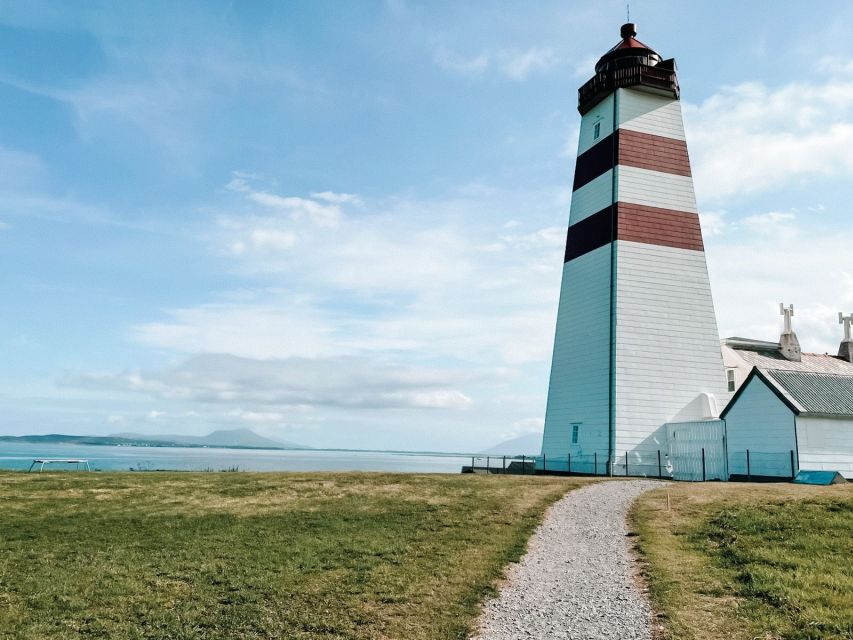 Ålesund: Ålesund and Surrounding Islands Audio Guide Tour - Who should book this island outing?