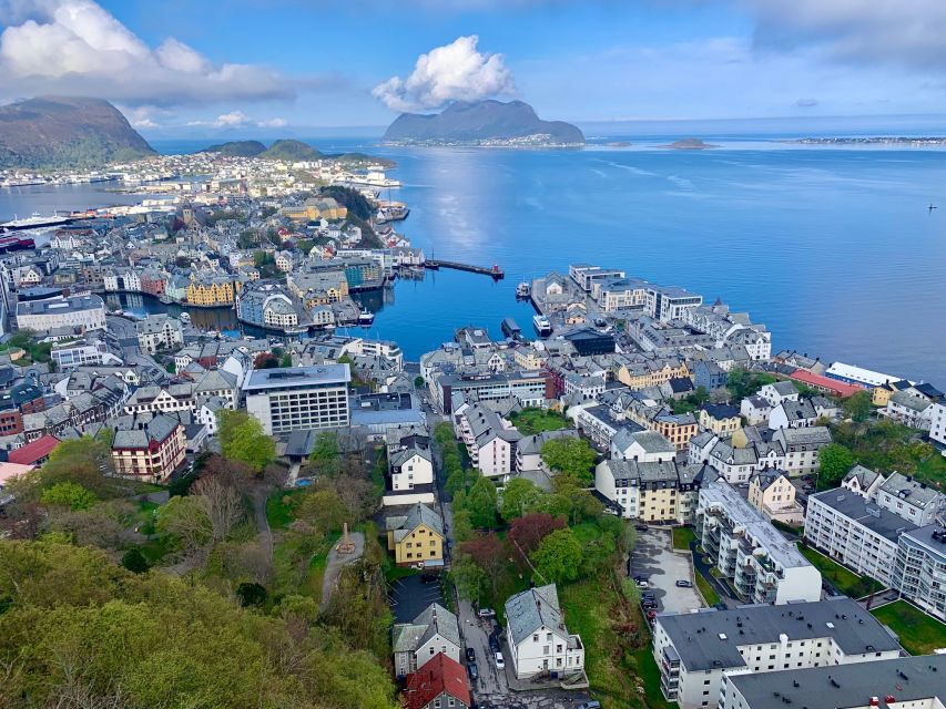 Alesund: Private Tour to the Viking Islands - Art Nouveau Alesund in a short city introduction