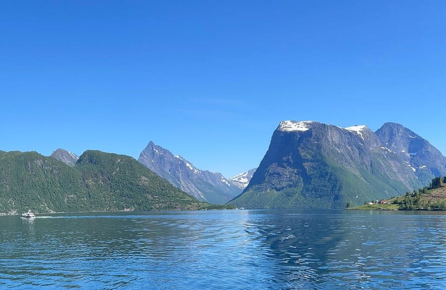All About the Fjords, in one tour by boat & bus from Ålesund - Is $167 a fair price?