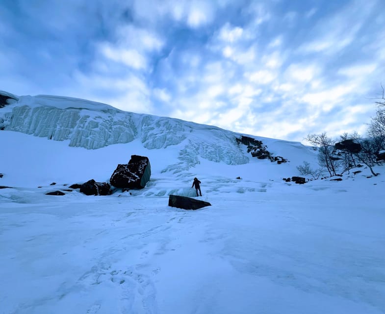 Alta: Igloo Ice Hotel and Hiking to the Frozen Waterfall. - How to prepare for the Arctic conditions