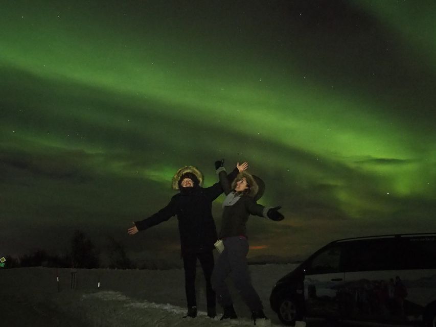 Alta: Small-Group Guided Northern Lights Tour - Searching Several Places Instead of Waiting in One