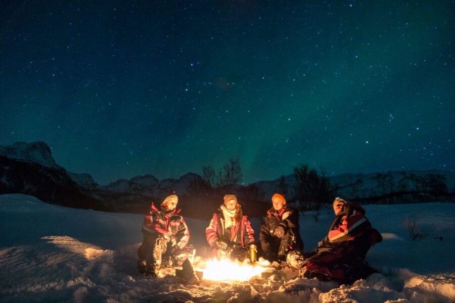 Alta: Small-Group Guided Northern Lights Tour - Taking Northern Lights Photos
