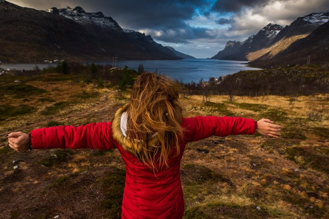 Arctic Nature Tour from Tromsø by minibus - Thermal suits, boots, and staying comfortable