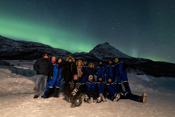 Auroras Hunt - Tour in Spanish, Northern Lights Chase in Spanish - The Guides Make the Difference