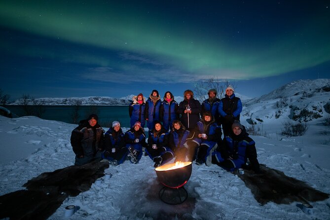 Auroras Hunt - Tour in Spanish, Northern Lights Chase in Spanish - The Minibus Ride Through Northern Norway