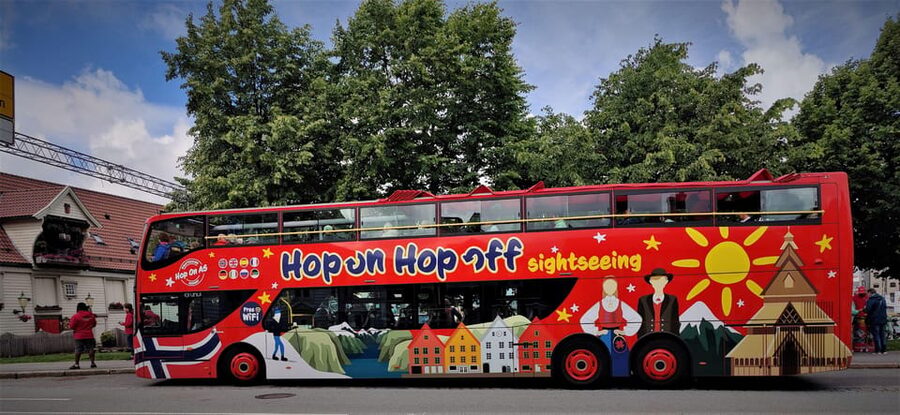 Bergen: 24-Hour Hop-On Hop-Off Bus Ticket - Nygårdsparken and Festplassen