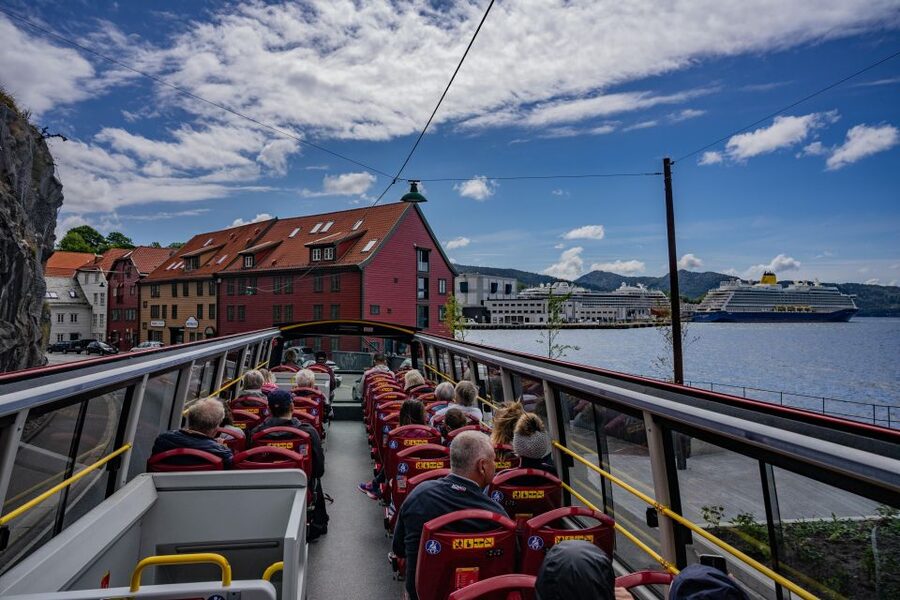 Bergen: City Sightseeing Hop-On Hop-Off Bus Tour - Stops 3 and 10: Fish Markets, Tourist Information, and Fjord Connections