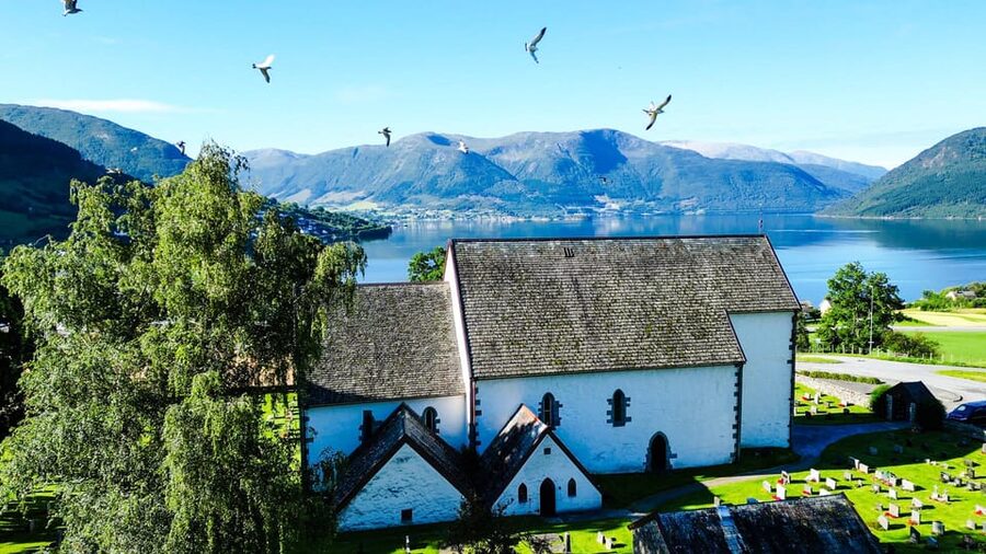 Bergen: Cruise to beautiful Rosendal by the Hardangerfjord - Hatteberg Waterfall is the best all-around choice