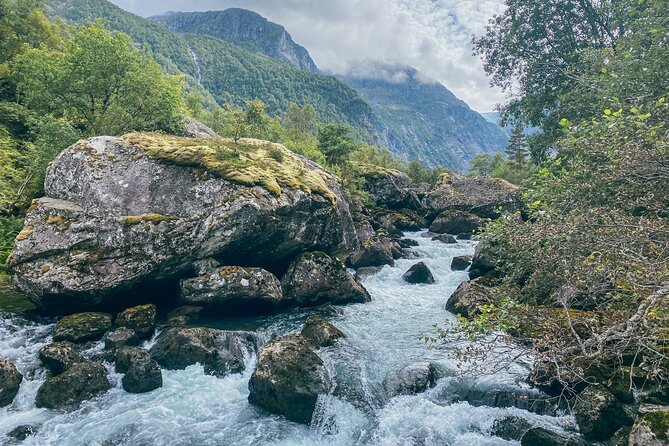 Bergen Day Tour to National Park Folgefonna and Glacier Lake - The return route and Western Norway photo stop