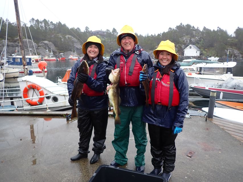 Bergen: Guided Fishing Tour with Outdoor Cooking - Why this Bergen fishing trip feels different