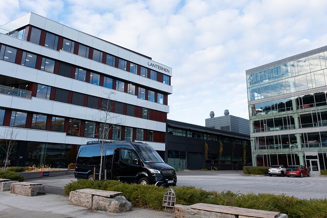 Bergen: Guided Tour by Minibus with Local Guide & Photostops - The climb to Starefossen and Bergen’s hillside views