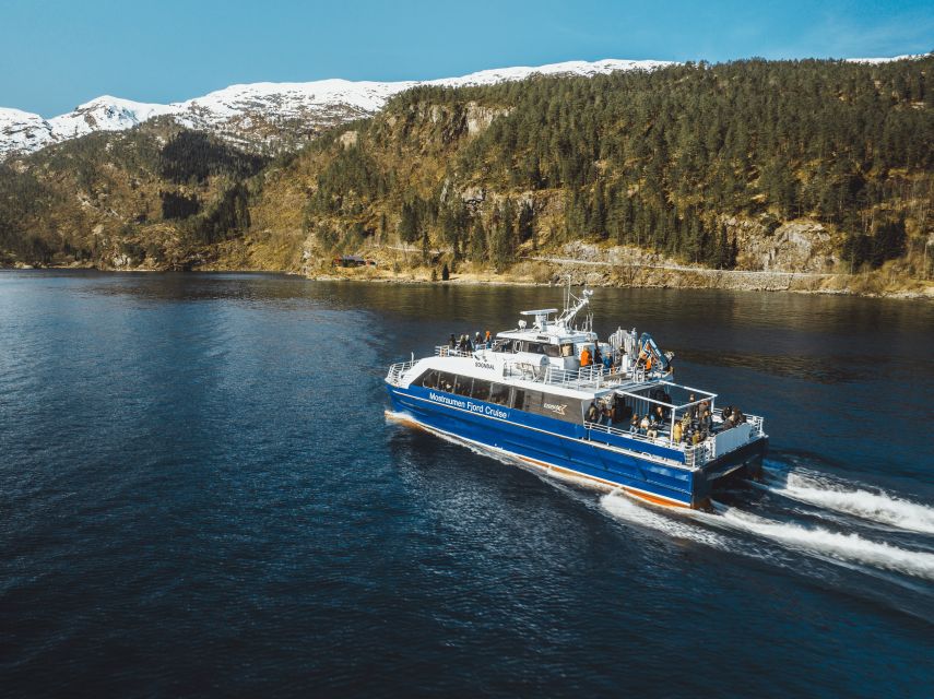 Bergen: Mostraumen Fjord & Waterfall Cruise - Commentary, crew, and the pace of the trip