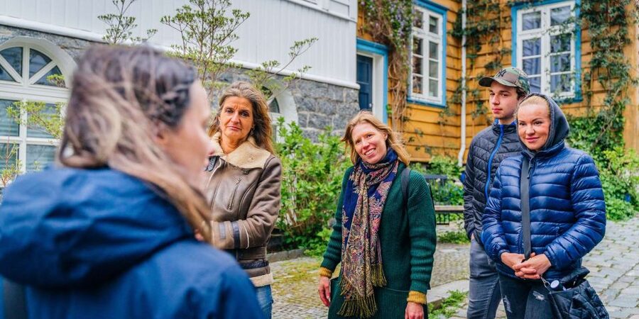 Bergen: Nordnes Neighborhood Hidden Gems Walking Tour - Why Nordnes is the right escape from Bryggen