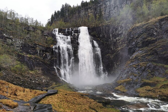 Bergen : Private Waterfalls and Wonders Tour in Norway - What this Bergen day trip is really trying to do