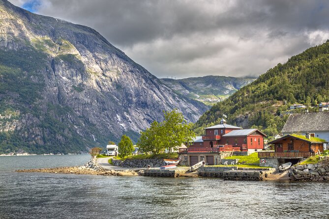 Bergen : Private Waterfalls and Wonders Tour in Norway - Eidfjord is the day’s proper pause