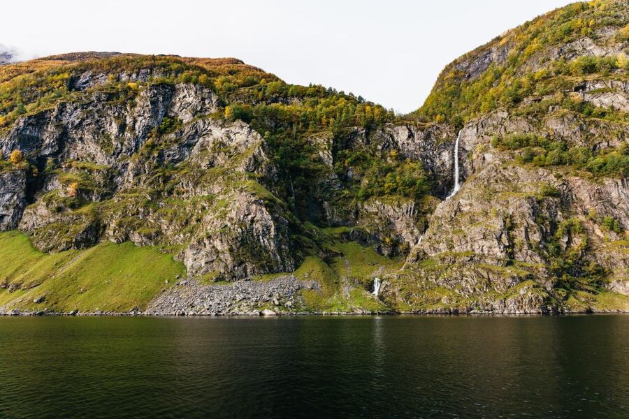 Bergen: Self-Guided Round-Trip Full-Day Excursion - The Flåm Railway from Flåm to Myrdal
