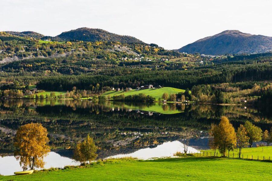 Bergen: Self-Guided Round-Trip Full-Day Excursion - Bergen to Voss on the Bergen Railway