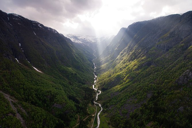 Bergen: Self-Guided Roundtrip (Sognefjord Cruise 5h & Flamsbana) - How the self-guided format works