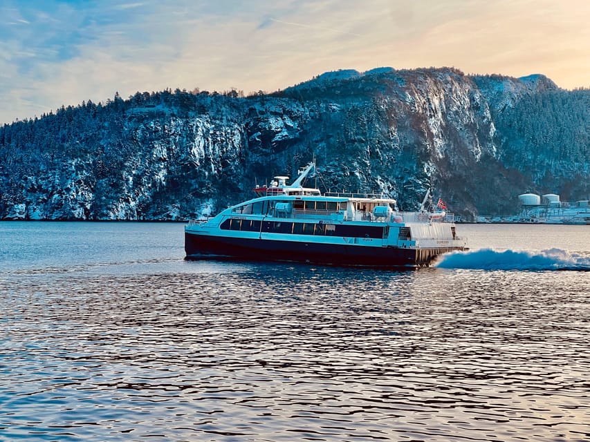 Bergen: Sightseeing Walking Tour with Ferry Ride - Torgallmenningen and the Modern City Center