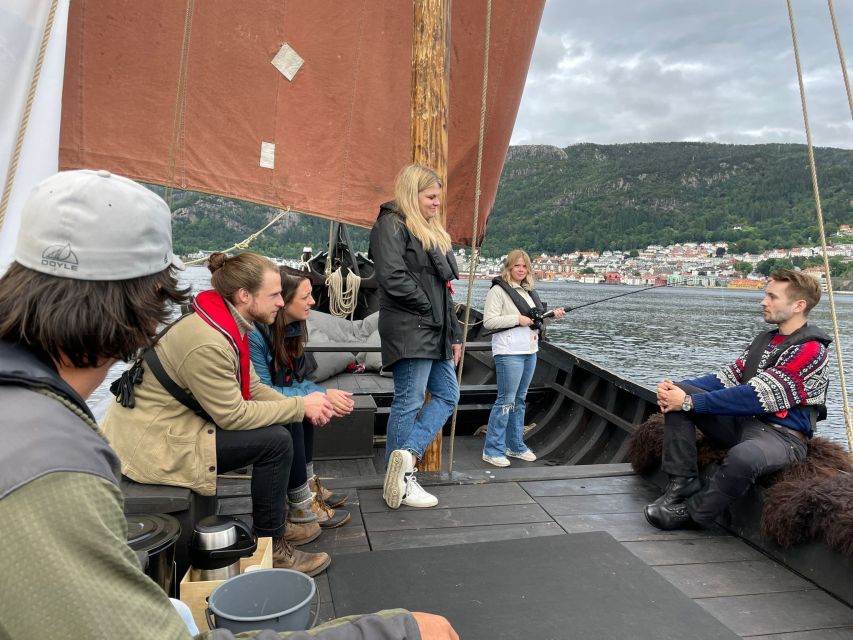 Bergen: Viking Ship Sailing Experience and Sightseeing Trip - Fishing for mackerel in Bergen’s harbor waters