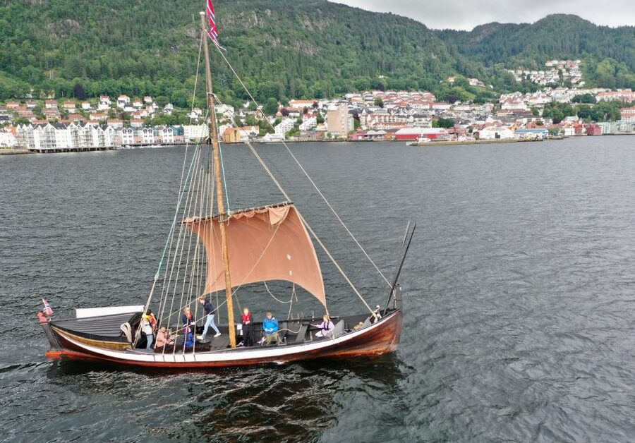 Bergen: Viking Ship Sailing Experience and Sightseeing Trip - Seeing Bergen from a square-sailed wooden vessel