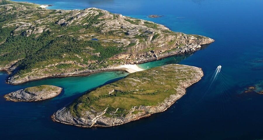 Bodø: Kjerringøy & Silent Coastal Cruise - Making the most of one hour ashore