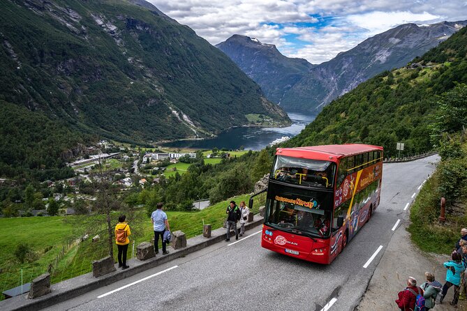 City Sightseeing Geiranger Hop-On Hop-Off Bus Tour - Stop 1: Geiranger Cruise Terminal