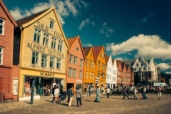 City Walking Tour - Bergen On Foot - Key things to know before booking