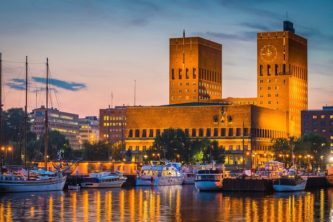 Discover Oslo: Self Guided Audio Tour - City Hall and Oslo’s public art