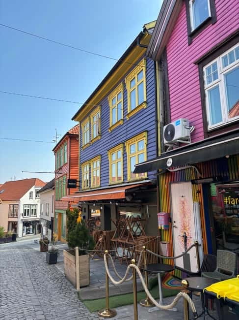 Discover Private+ Stavanger Guided City Tour - How the two-hour format affects the experience