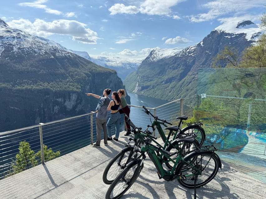 E-bike Tour in Geiranger, Norway - The downhill return to Geiranger