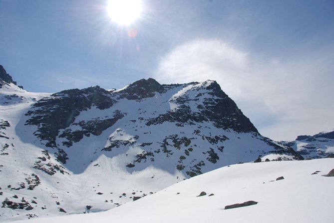 Eco friendly snowshoeing in Scenic Landscape - Telegrafbukta offers the best open views