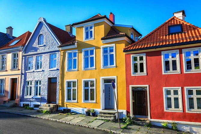 Essential Bergen: 2-Hour Private Guided Walking Tour - A brisk first look at Bergen’s old center