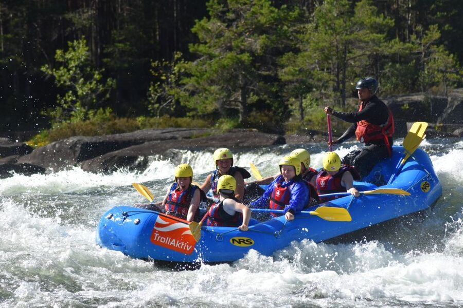 Evje: White Water Rafting Trip on Norway's Warmest Rivers - Guides, safety, and the family question