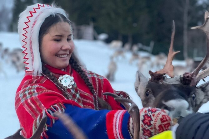 Exclusive Reindeers Experience in small groups, Tromso - A warm cabin, hot drinks, and homemade bread