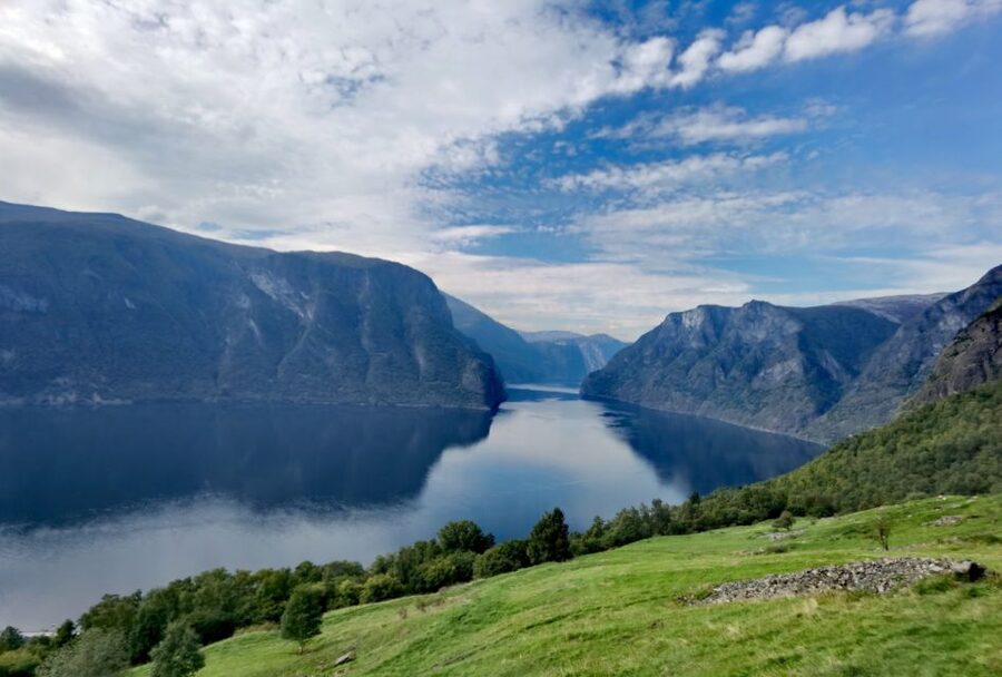 Flåm Flexible Tour with Stegastein, cruise and train include - Stalheim offers a short walk with a big payoff