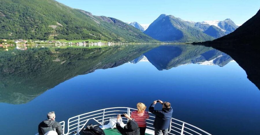 From Balestrand: Fjord Cruise to Fjærland- Round trip - Why this fjord cruise works so well