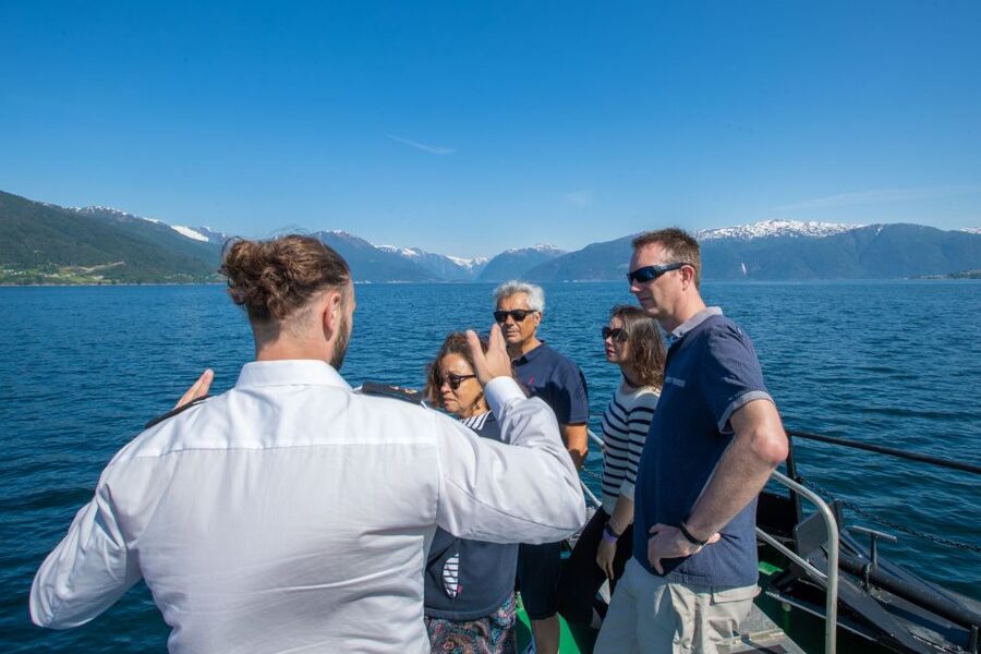 From Balestrand: Guided Fjord & Glacier Tour to Fjærland - Why the Balestrand to Fjærland route works so well