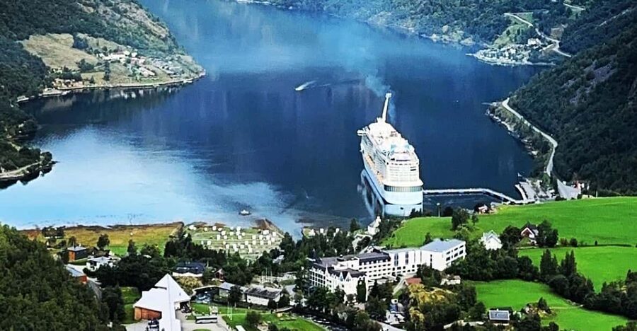 From Geiranger: Dalsnibba & Eagle Road Private Tour & Picnic - Why this private Geiranger tour works