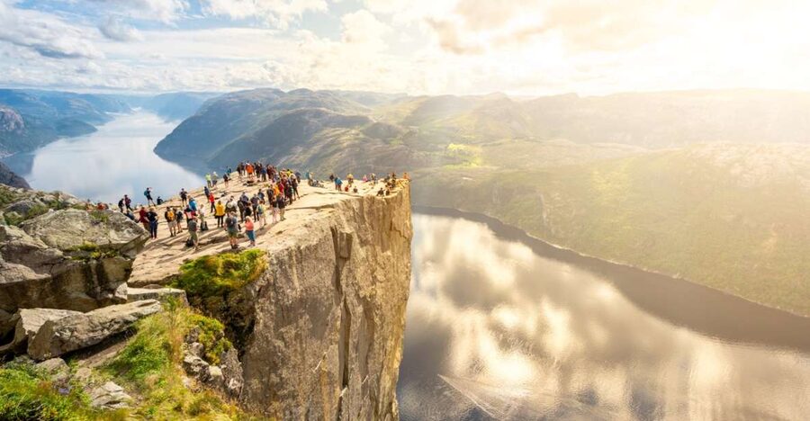 From Stavanger: Pulpit Rock Guided Hike with Pickup - A mixed group, handled with care