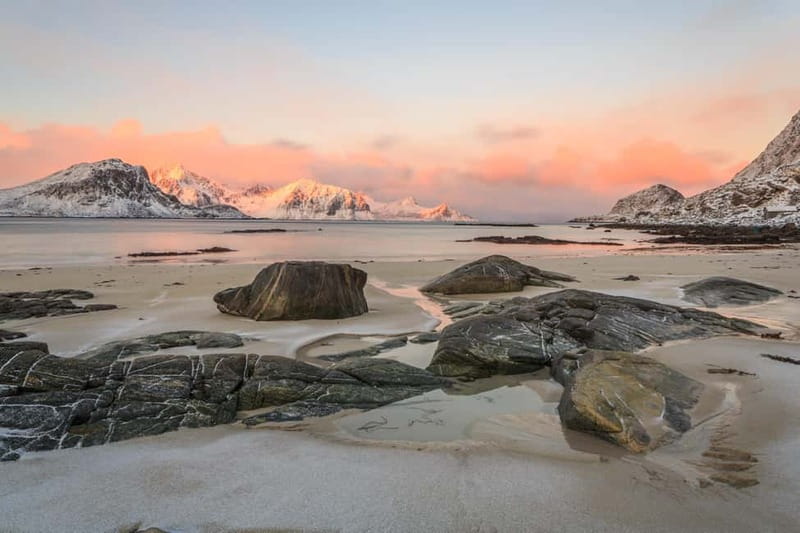 From Svolvaer: 2- Day Lofoten Highlights Photo Tour - What the professional guide adds