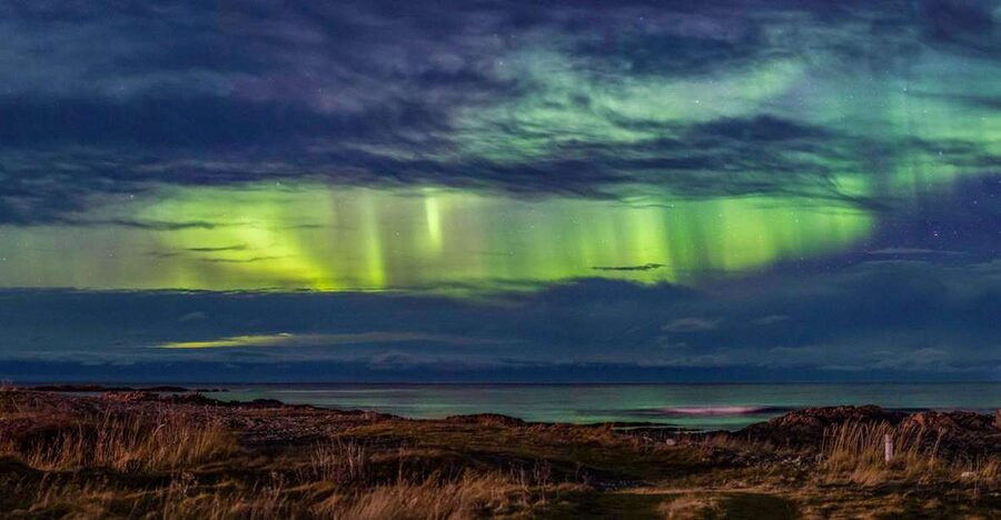 From Svolvær: Guided Northern Lights Tour by Van - The scenic drive through Vågan
