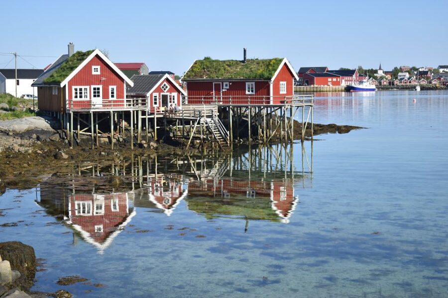 From Svolvaer: Private Lofoten Islands Tour with Transfer - Why this private Lofoten tour works
