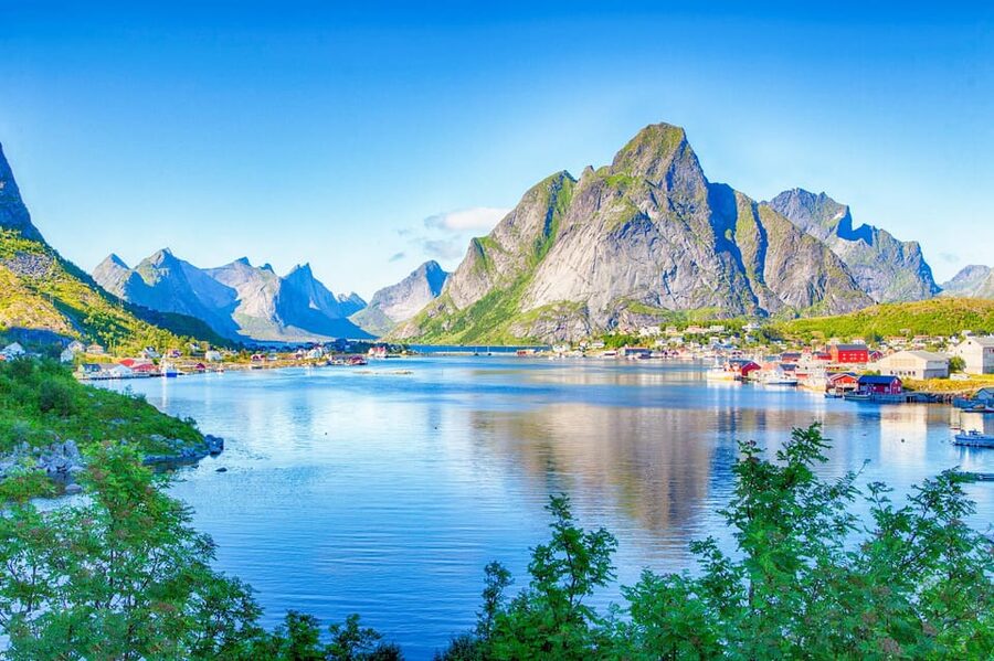 From Svolvær: Reine & Å Lofoten West Island Full Day Tour - Key points to know before booking