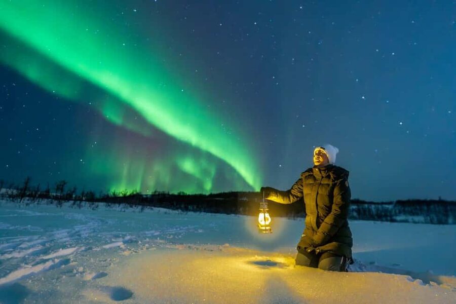From Tromsø: Aurora Minibus Chase with Portrait and Hot Meal - Practical tips for a better night