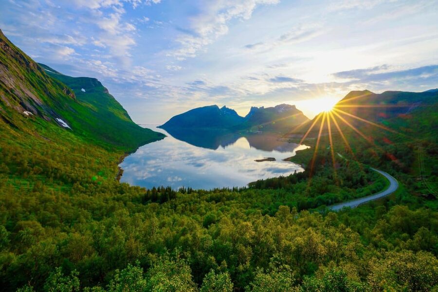 From Tromsø:(Chinese)Senja Day Trip - Tungeneset and the Devil’s Teeth