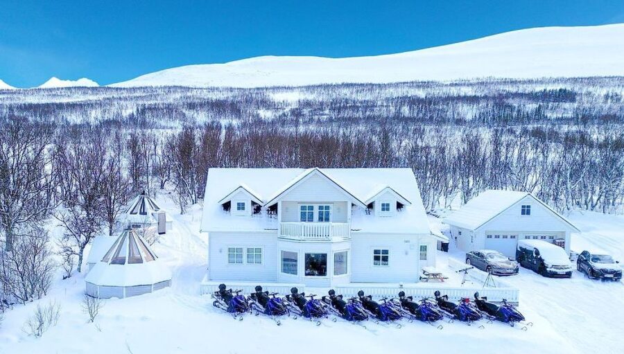 From Tromsø: Lyngen Alps Guided Snowmobile Tour - Sharing a snowmobile and changing drivers